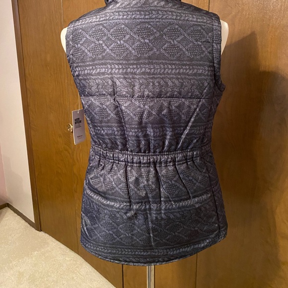 Style and Co. Pattern puffer vest- woman’s small - Picture 2 of 5